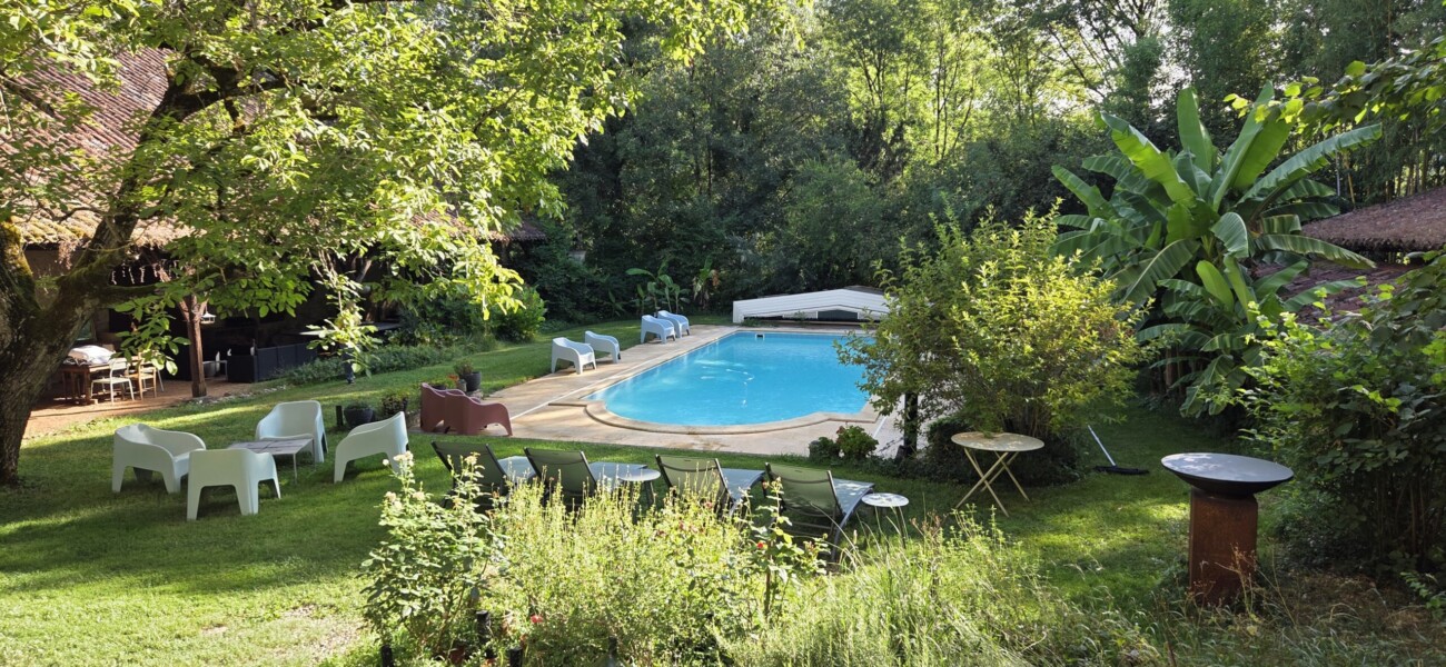Jardin Piscine Le Manoir du Moulin de Madame